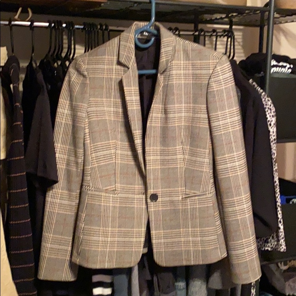 Plaid/Houndstooth print blazer